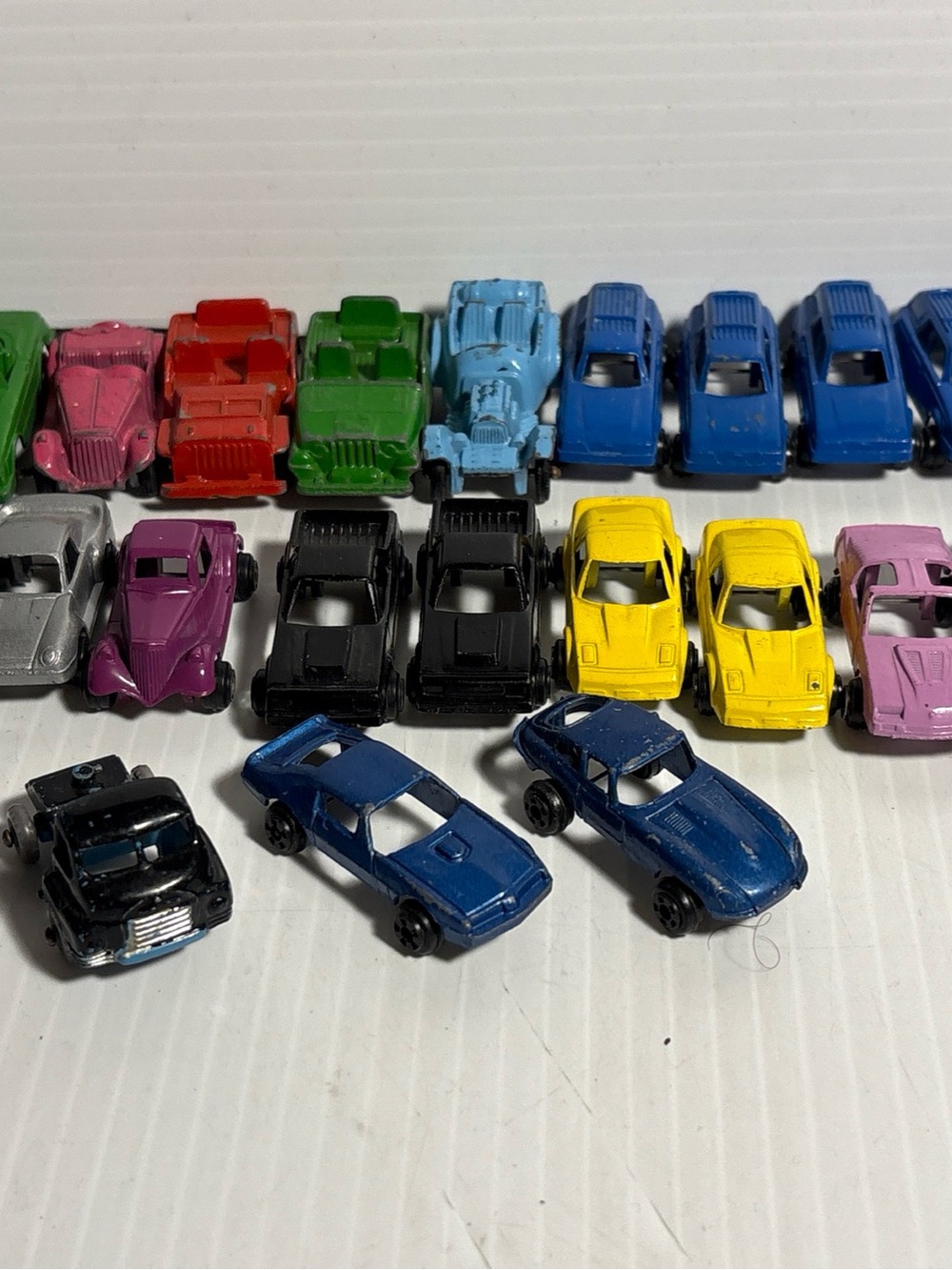 Vintage Tootsietoy Diecast Lot 1950s 1970s Midgets Cars Trucks - 26pc Collection